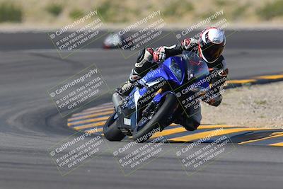 media/Nov-06-2022-SoCal Trackdays (Sun) [[208d2ccc26]]/Turn 11 (10am)/